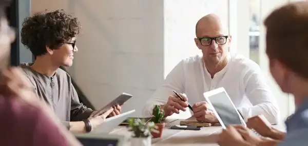 A FundFindrs consultant running a business health check with a client